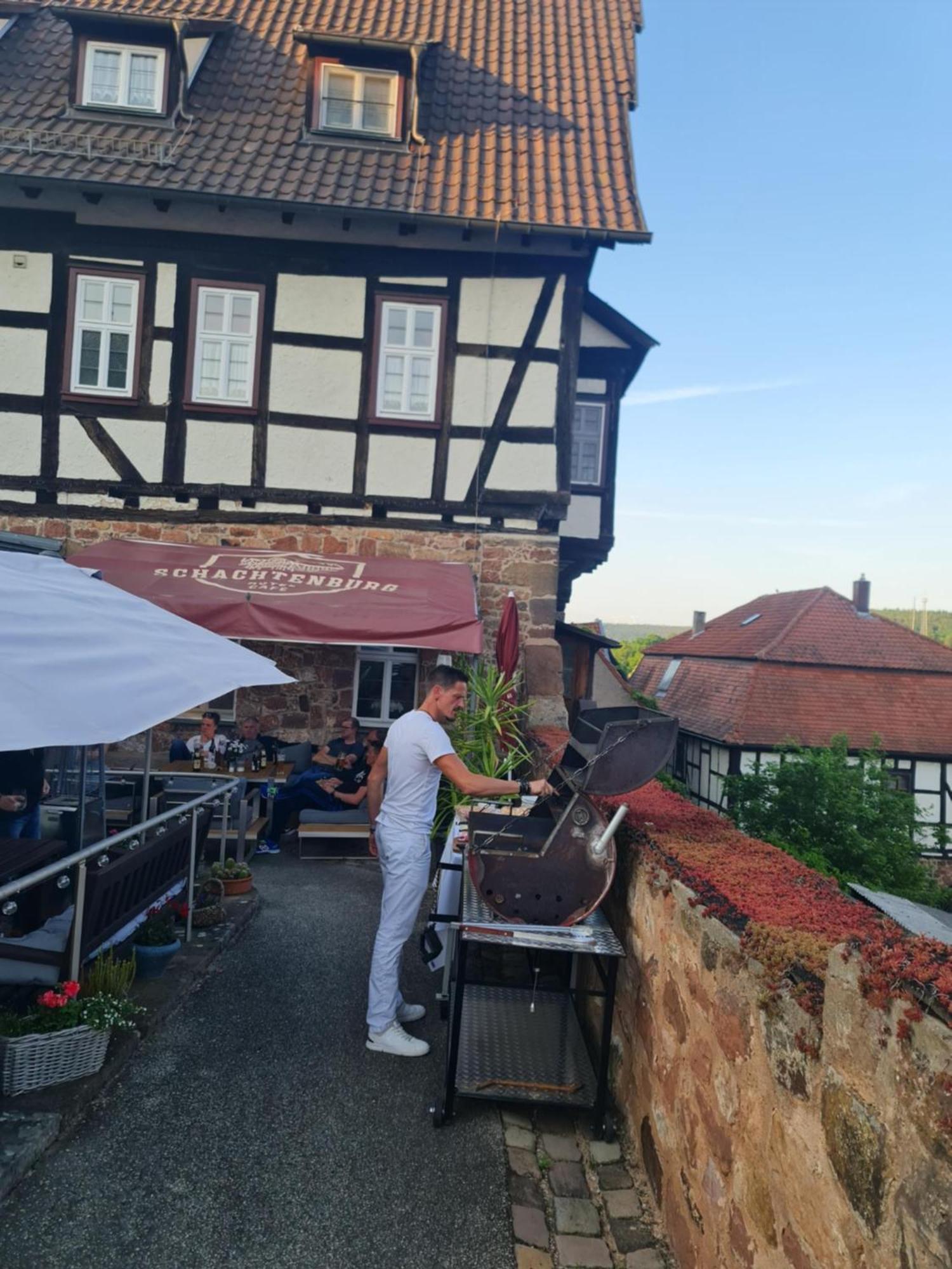 Hotel&Café Schachtenburg Schlitz Buitenkant foto