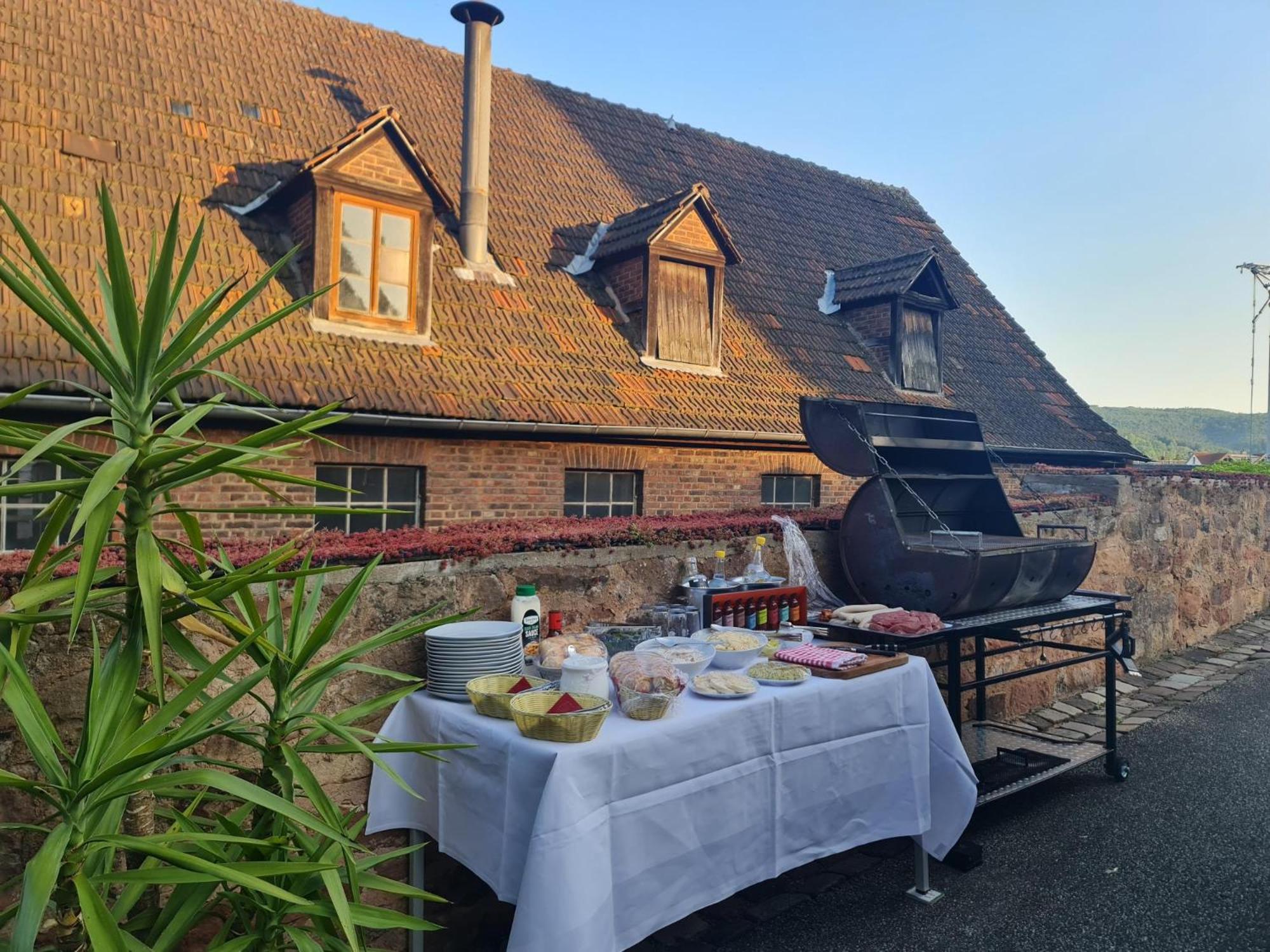 Hotel&Café Schachtenburg Schlitz Buitenkant foto
