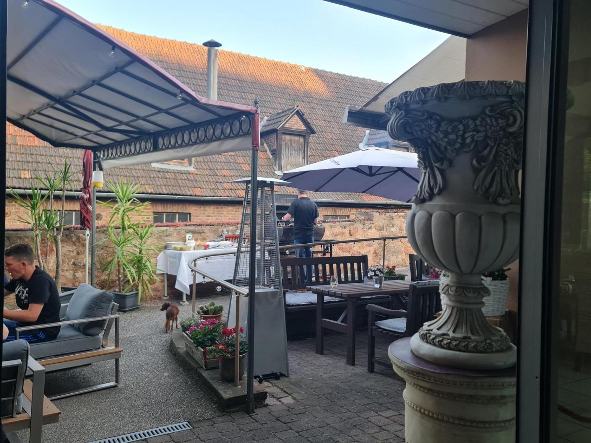 Hotel&Café Schachtenburg Schlitz Buitenkant foto